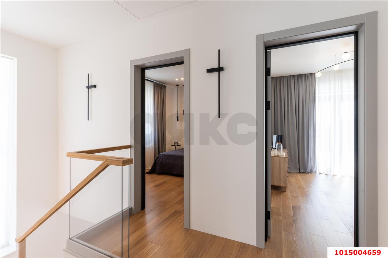 Фото №48: Дом 182 м² + 4.6 сот. - Геленджик, ул. Розы Люксембург, 46