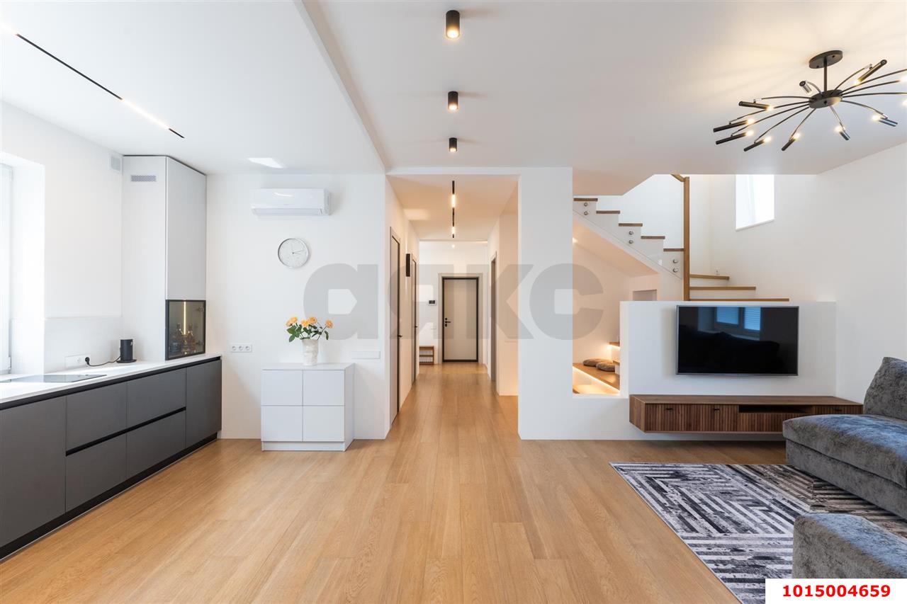 Фото №24: Дом 182 м² + 4.6 сот. - Геленджик, ул. Розы Люксембург, 46