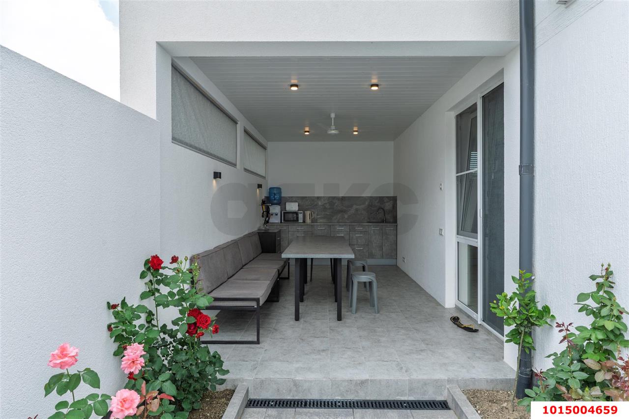 Фото №11: Дом 182 м² + 4.6 сот. - Геленджик, ул. Розы Люксембург, 46