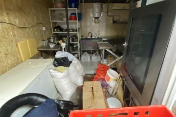 Фото №3: Торговое помещение 52 м² - Краснодар, мкр. Центральный, ул. Коммунаров, 97/1