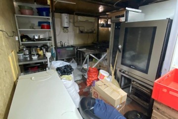 Фото №5: Торговое помещение 52 м² - Краснодар, мкр. Центральный, ул. Коммунаров, 97/1