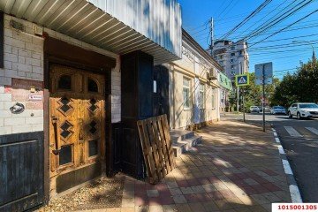 Фото №3: Торговое помещение 200 м² - Краснодар, мкр. Центральный, ул. Красноармейская, 81