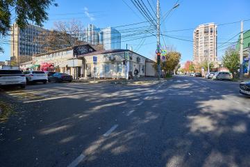 Фото №3: Коммерция 199 м² - Краснодар, мкр. Центральный, ул. Красноармейская, 81