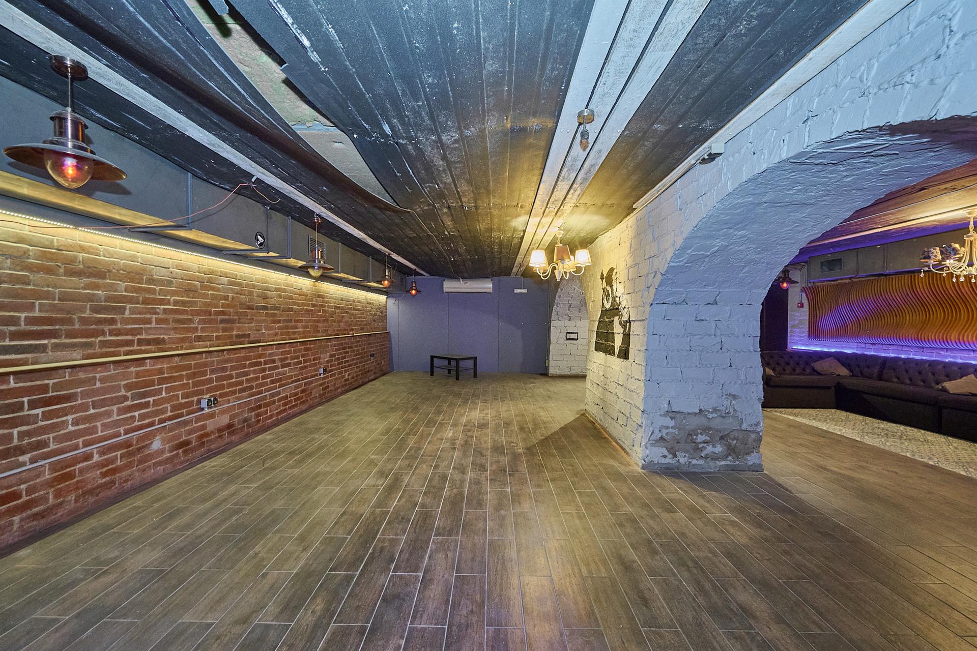 Фото №12: Коммерция 199 м² - Краснодар, Центральный внутригородской округ, мкр. Центральный, ул. Красноармейская, 81