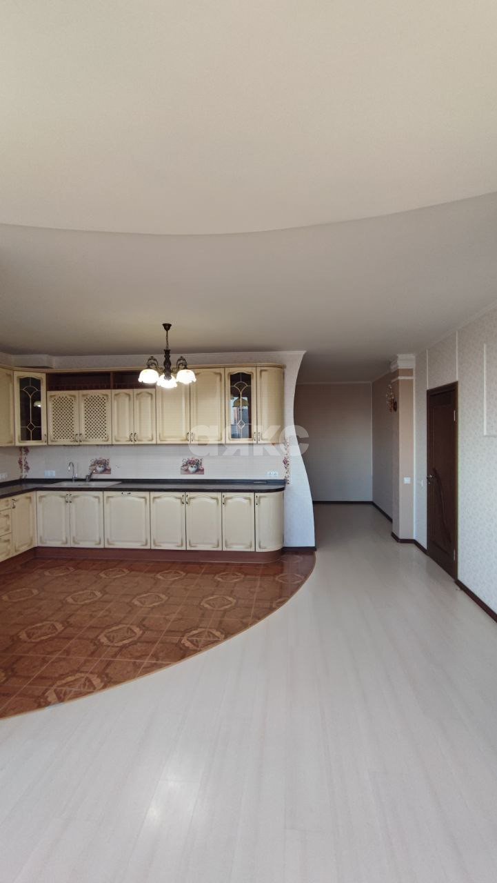 Фото №12: 4-комнатная квартира 121 м² - Волгоград, Центральный, ул. 7-й Гвардейской, 12А