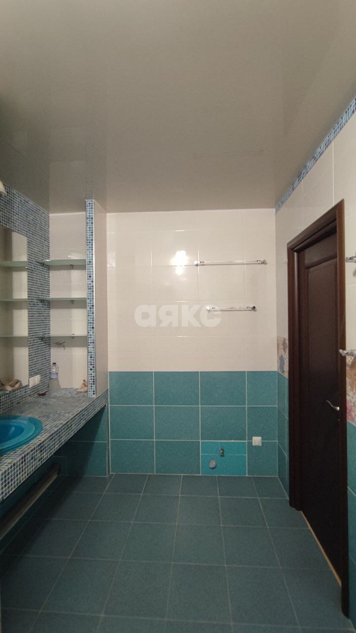 Фото №26: 4-комнатная квартира 121 м² - Волгоград, Центральный, ул. 7-й Гвардейской, 12А