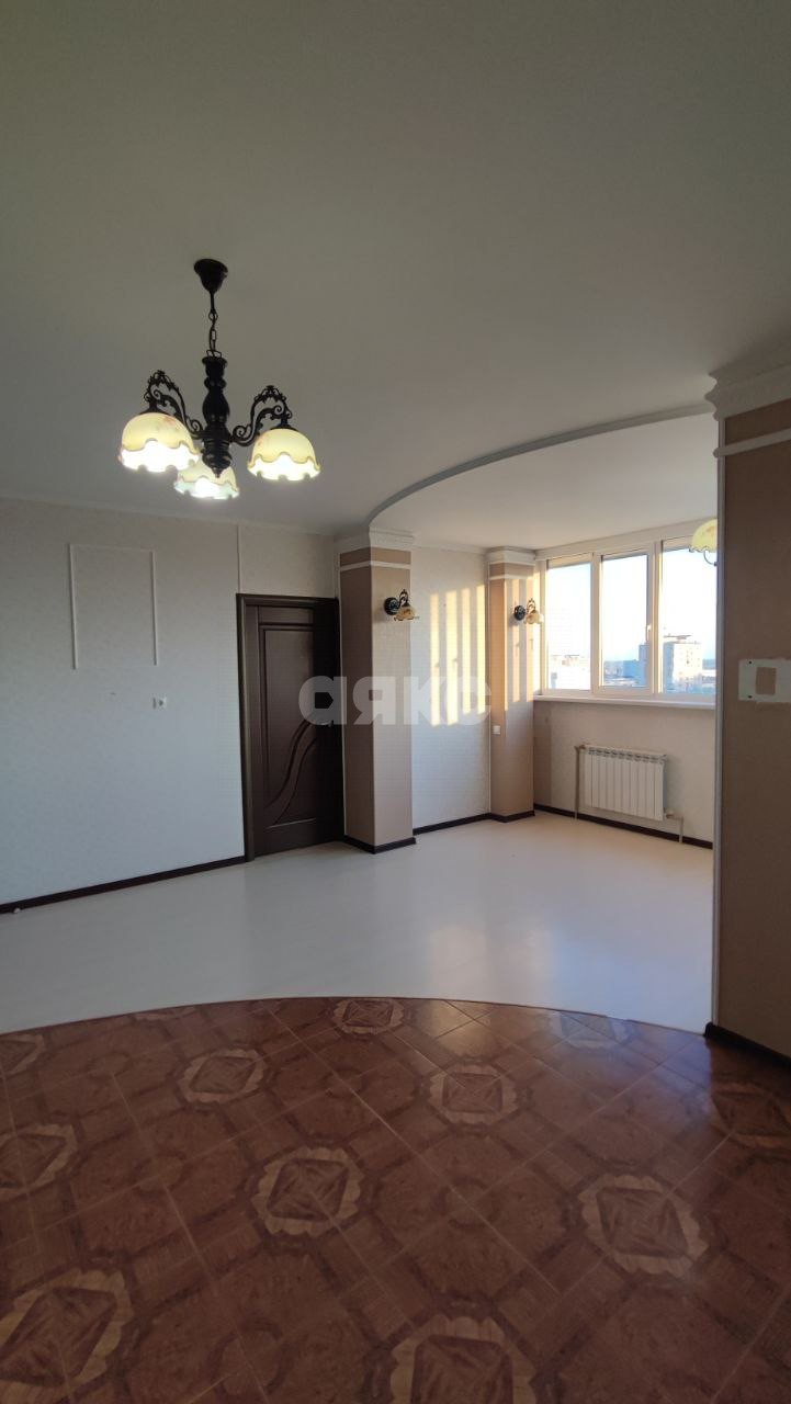 Фото №11: 4-комнатная квартира 121 м² - Волгоград, Центральный, ул. 7-й Гвардейской, 12А