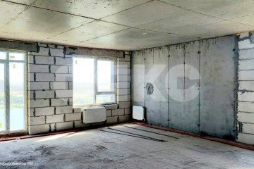 Фото №2: 4-комнатная квартира 81 м² - Ростов-на-Дону, мкр. Богатяновка, пр-кт Богатяновский Спуск, 3/75