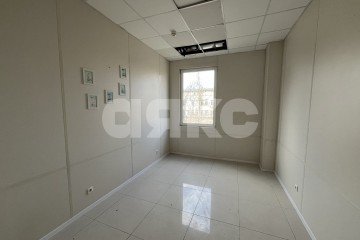 Фото №5: Коммерция 480 м² - Ростов-на-Дону, мкр. Западный, ул. 339-й Стрелковой Дивизии, 23/4