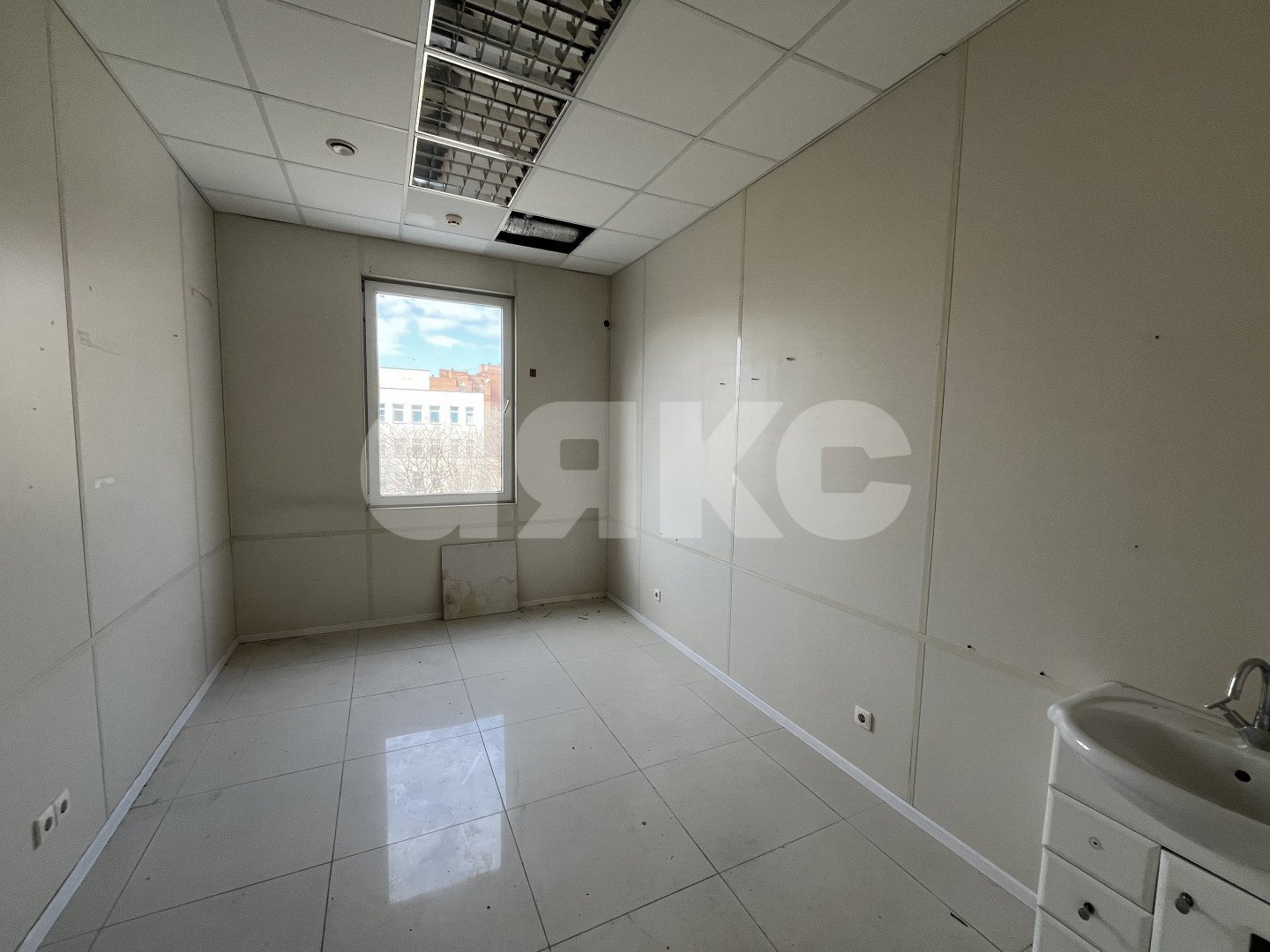 Фото №2: Коммерция 480 м² - Ростов-на-Дону, Западный, ул. 339-й Стрелковой Дивизии, 23/4