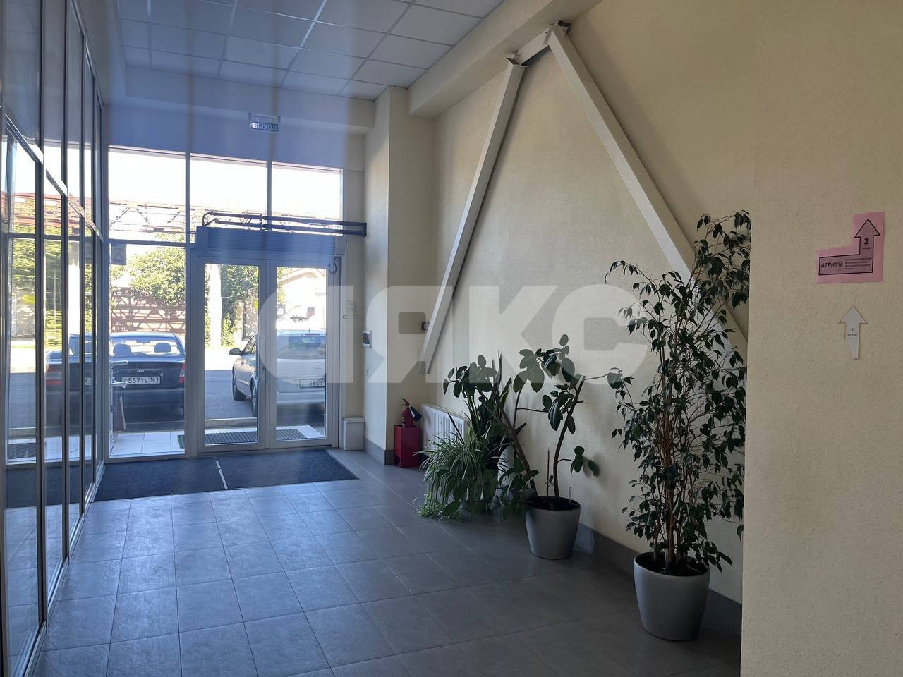 Фото №6: Коммерция 220 м² - Ростов-на-Дону, Гарант, ул. Орская, 14/19