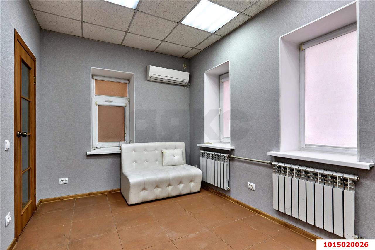 Фото №2: Часть дома 54 м² + 1 сот. - Краснодар, Центральный, ул. Володи Головатого, 359