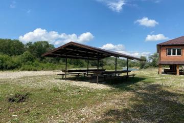 Фото №4: Коммерция 178 м² - Шапсугская, ул. Лесная, 6Г