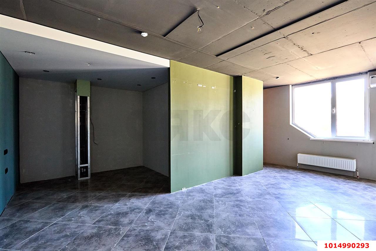 Фото №3: Торговое помещение 85 м² - Краснодар, Светлоград, ул. Красных Партизан, 1/4к4