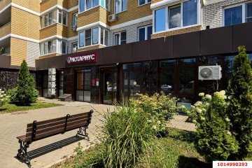 Фото №1: Торговое помещение 85 м² - Краснодар, мкр. Светлоград, ул. Красных Партизан, 1/4к4