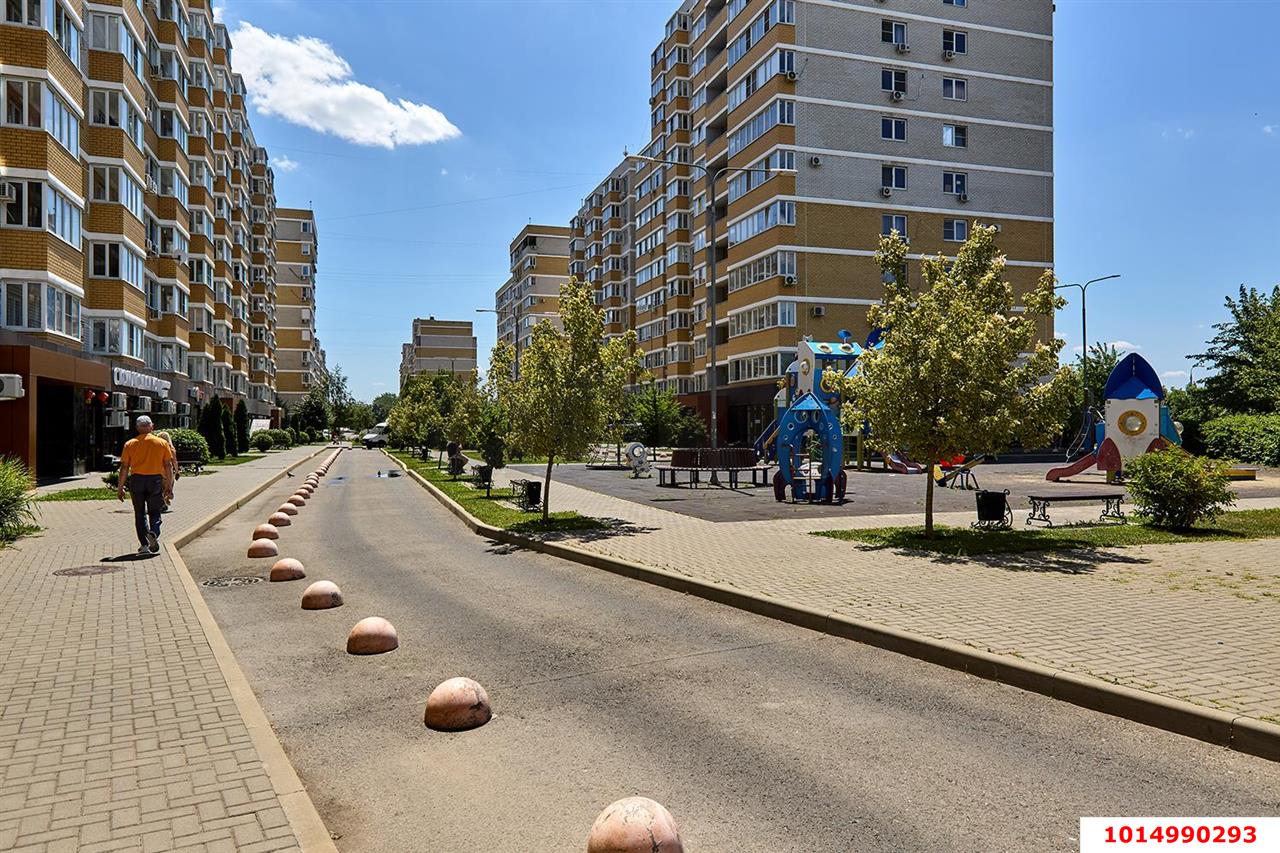 Фото №5: Торговое помещение 85 м² - Краснодар, Светлоград, ул. Красных Партизан, 1/4к4