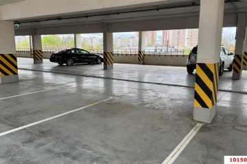 Фото №1: Гараж 10 м² - Краснодар, мкр. ЖК Все Свои Вип, ул. Колхозная, 5с2