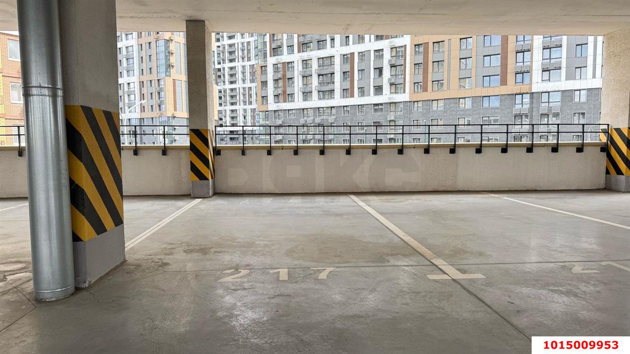 Фото №4: Гараж - Краснодар, Центральный внутригородской округ, Табачная Фабрика, мкр. ЖК Все Свои Вип, ул. Колхозная, 5с2