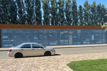 Фото №2: Торговое помещение 132 м² - Краснодар, мкр. жилой комплекс Дыхание, ул. Лётчика Позднякова, 2сВ
