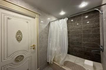 Фото №5: 3-комнатная квартира 80 м² - Краснодар, мкр. Юбилейный, пр-кт Чекистов, 3