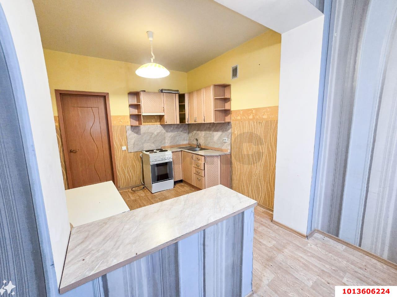 Фото №2: 1-комнатная квартира 38 м² - Краснодар, ЖК Культурный, Прикубанский внутригородской округ, Завод Радиоизмерительных Приборов, жилой комплекс Культурный, мкр. Музыкальный, ул. имени Сергея Есенина, 82/3