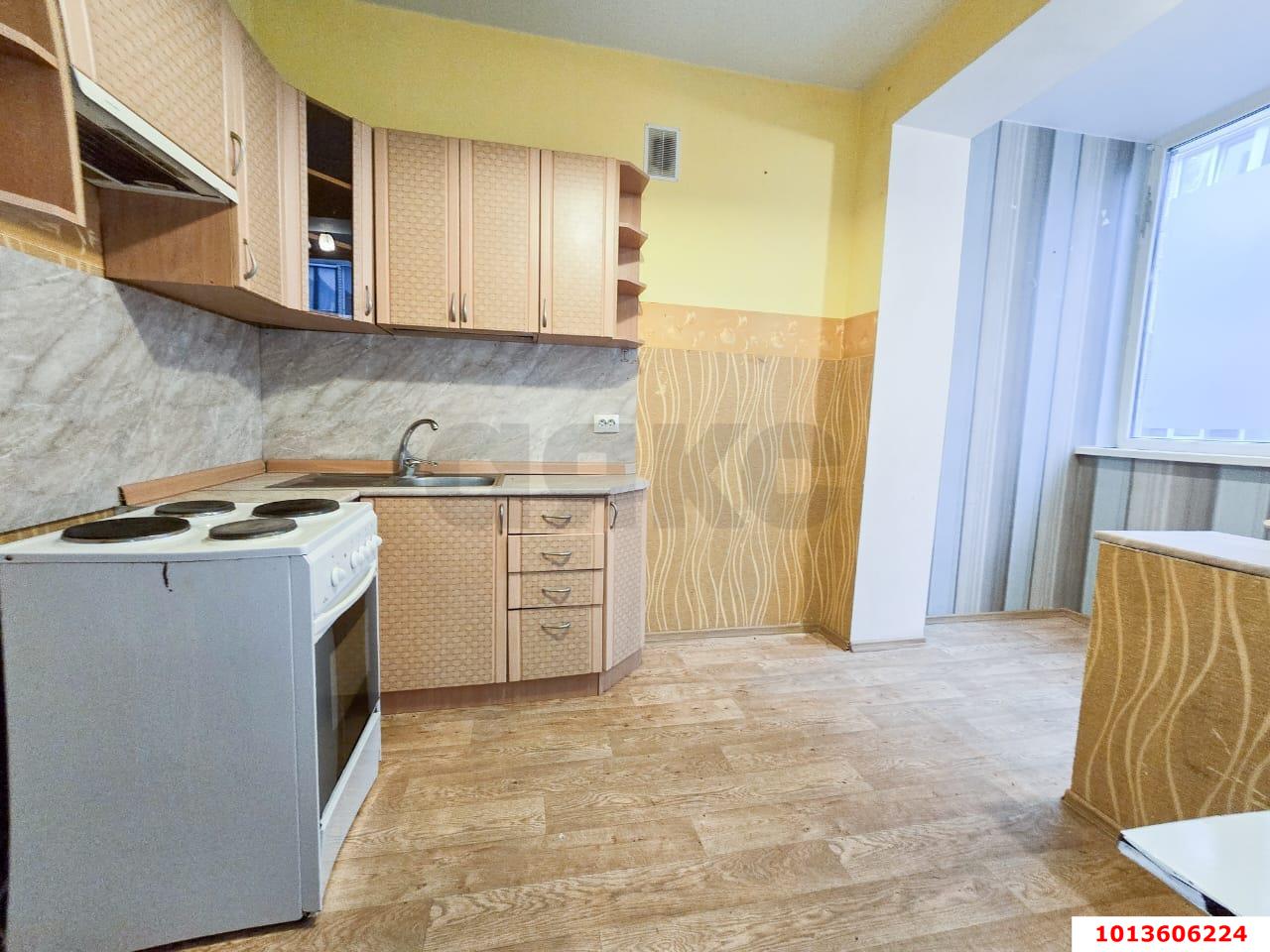 Фото №3: 1-комнатная квартира 38 м² - Краснодар, ЖК Культурный, Прикубанский внутригородской округ, Завод Радиоизмерительных Приборов, жилой комплекс Культурный, мкр. Музыкальный, ул. имени Сергея Есенина, 82/3