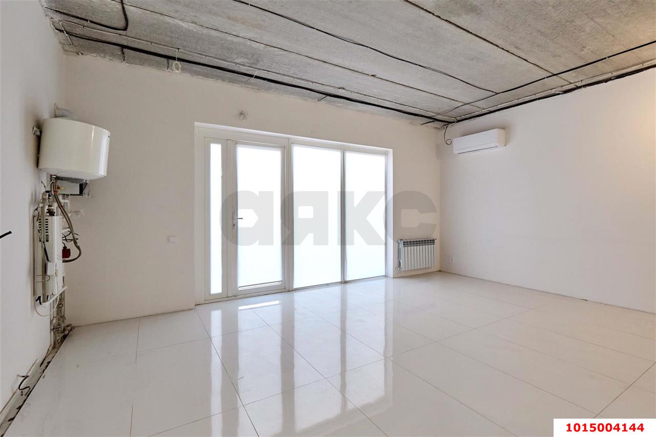 Фото №8: Дом 145 м² + 4.05 сот. - Южный, коттеджный  Южная столица, пер. Афипский, 3