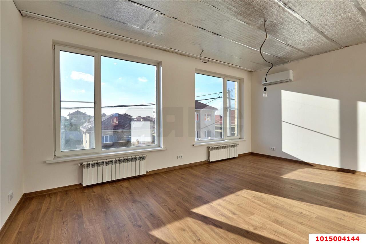 Фото №2: Дом 145 м² + 4.05 сот. - Южный, коттеджный  Южная столица, пер. Афипский, 3