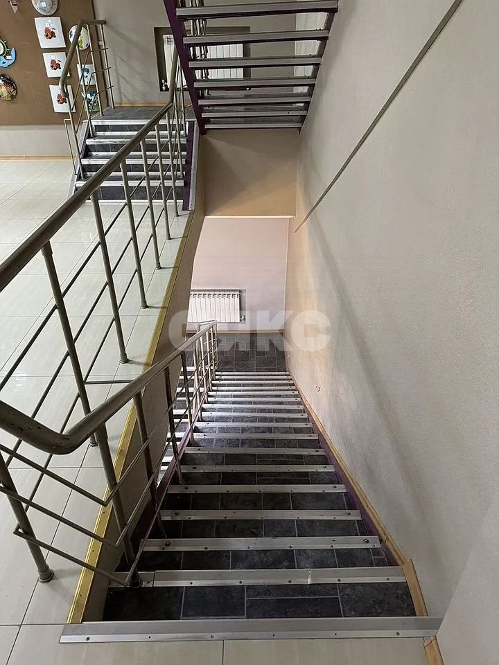 Фото №4: Коммерция 470 м² - Ростов-на-Дону, Западный, пр-кт Стачки, 86