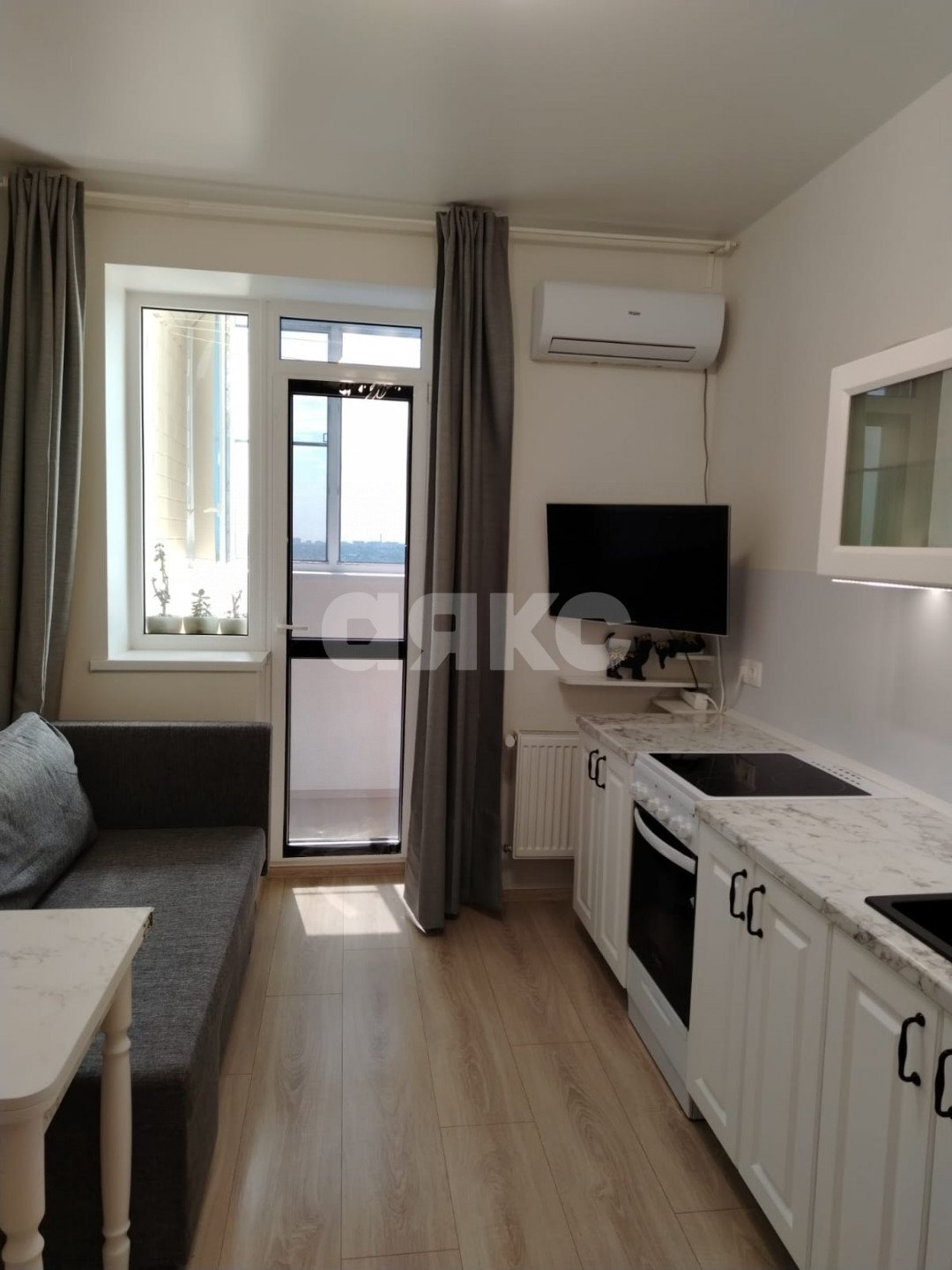 Фото №1: 1-комнатная квартира 40 м² - Ростов-на-Дону, жилой комплекс Центральный, пер. Доломановский, 124с2