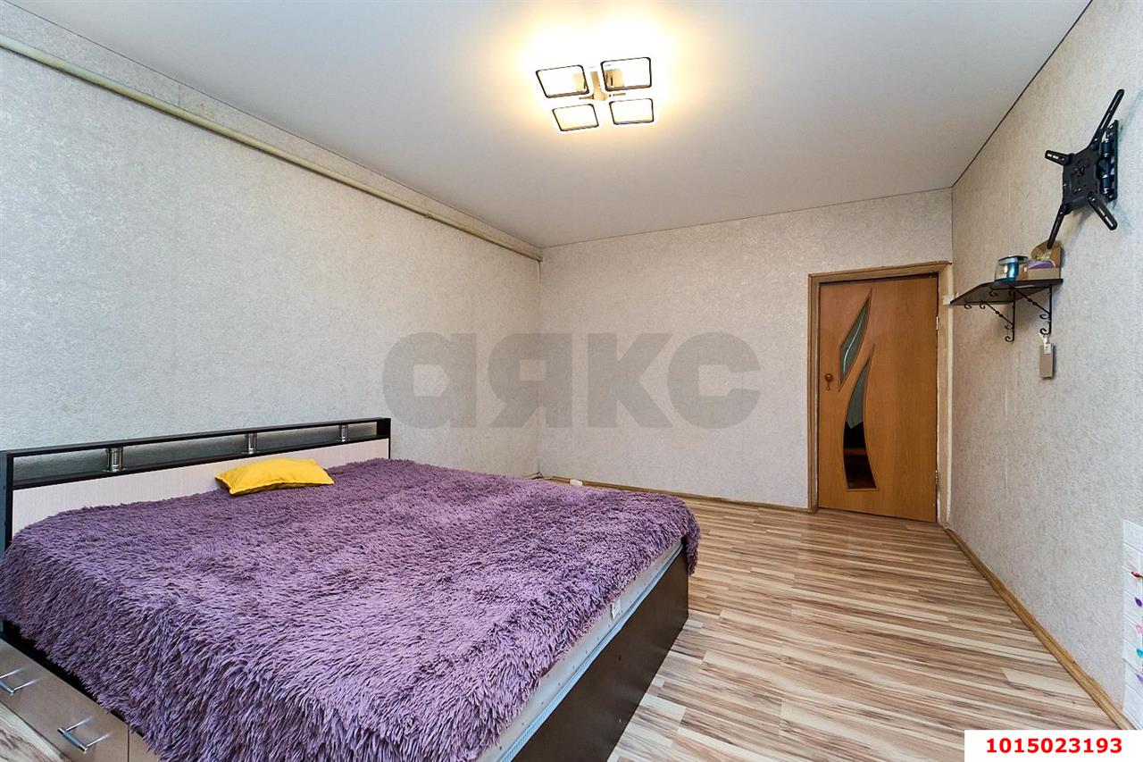 Фото №8: 3-комнатная квартира 76 м² - Краснодар, Центральный внутригородской округ, мкр. Центральный, пр-д 1-й  Ломоносова, 1