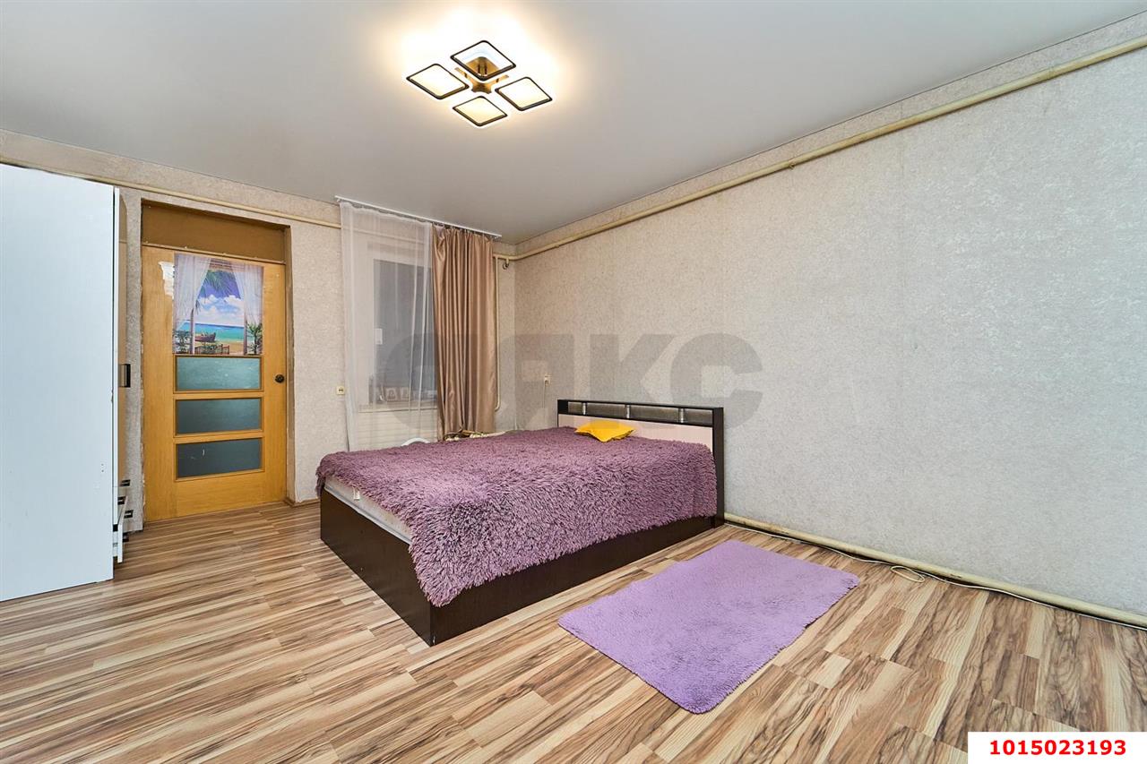 Фото №7: 3-комнатная квартира 76 м² - Краснодар, Центральный внутригородской округ, мкр. Центральный, пр-д 1-й  Ломоносова, 1