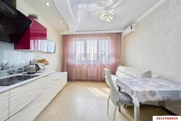 Фото №1: 2-комнатная квартира 75 м² - Краснодар, мкр. Комсомольский, ул. Сормовская, 204А