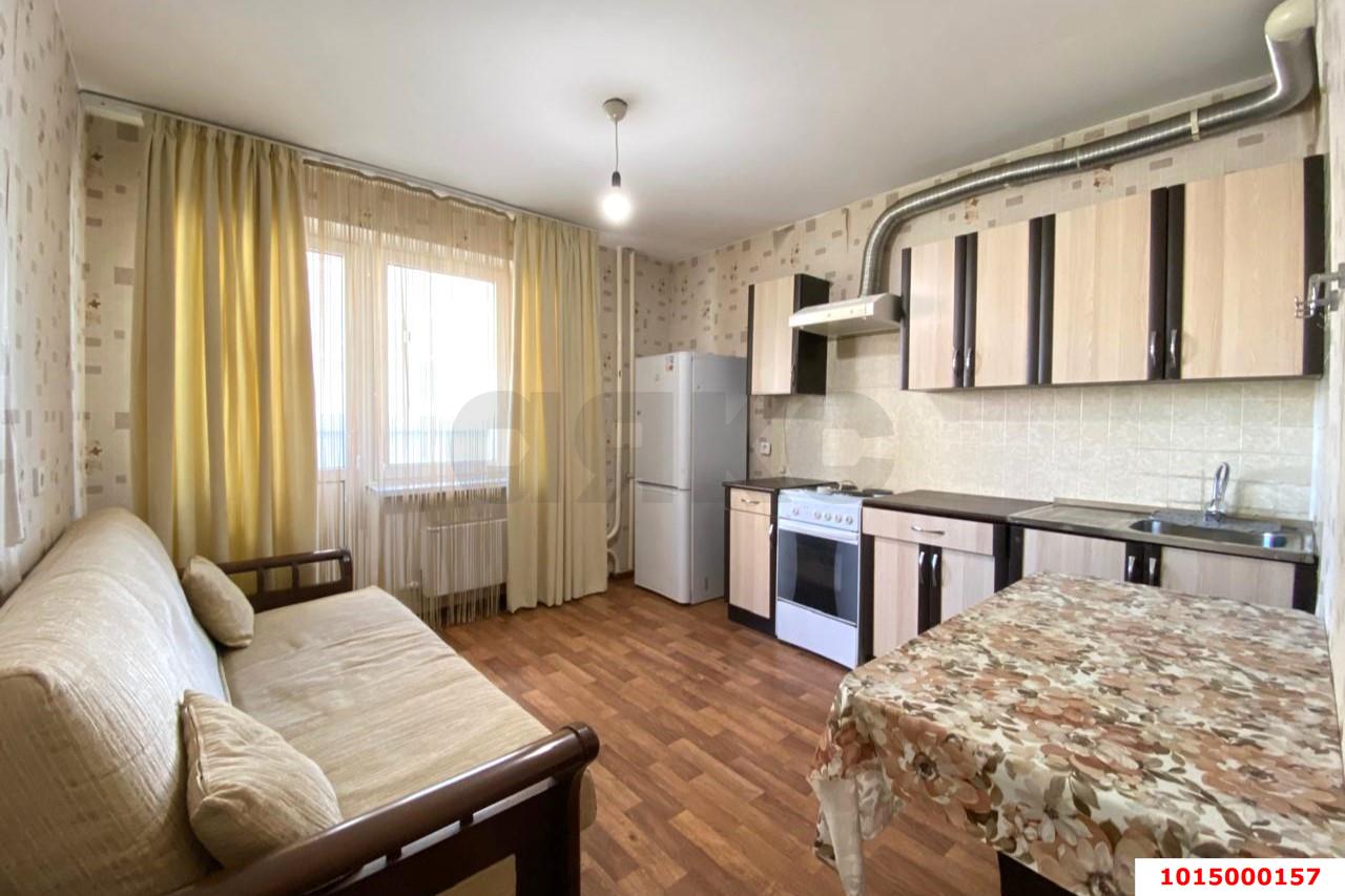 Фото №1: 2-комнатная квартира 65 м² - Краснодар, Прикубанский внутригородской округ, мкр. Восточно-Кругликовский, ул. им. Героя Яцкова И.В., 16