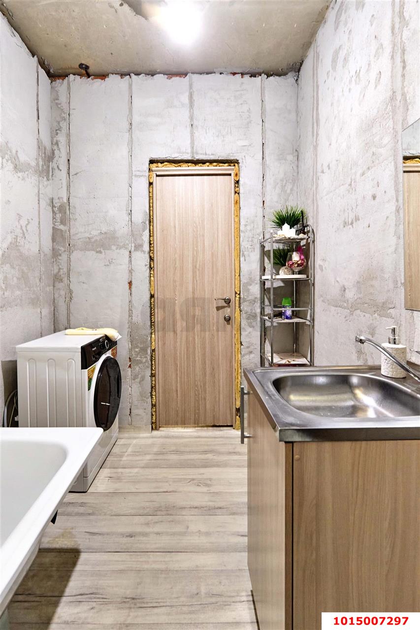 Фото №10: 3-комнатная квартира 69 м² - Краснодар, жилой комплекс Дыхание, ул. Лётчика Позднякова, 2