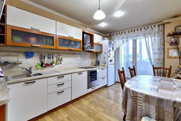 Фото №1: 3-комнатная квартира 73 м² - Краснодар, мкр. Краевая Клиническая Больница, ул. Восточно-Кругликовская, 53