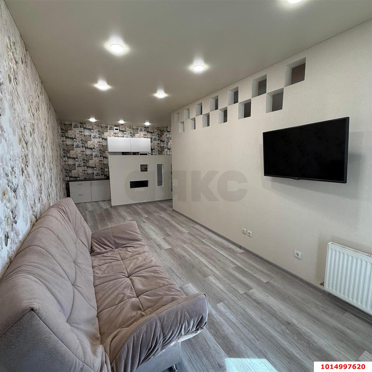 Фото №1: 1-комнатная квартира 41 м² - Краснодар, жилой комплекс Дружный, ул. Адмирала Серебрякова, 3к2