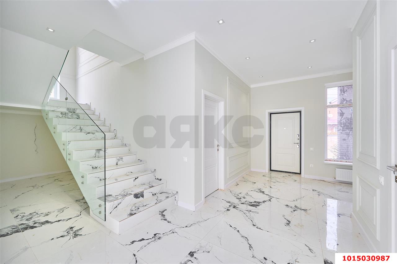 Фото №12: Дом 233 м² + 4.77 сот. - Краснодарский, Прикубанский внутригородской округ, мкр. КП Бавария, ул. Варениковская, 14