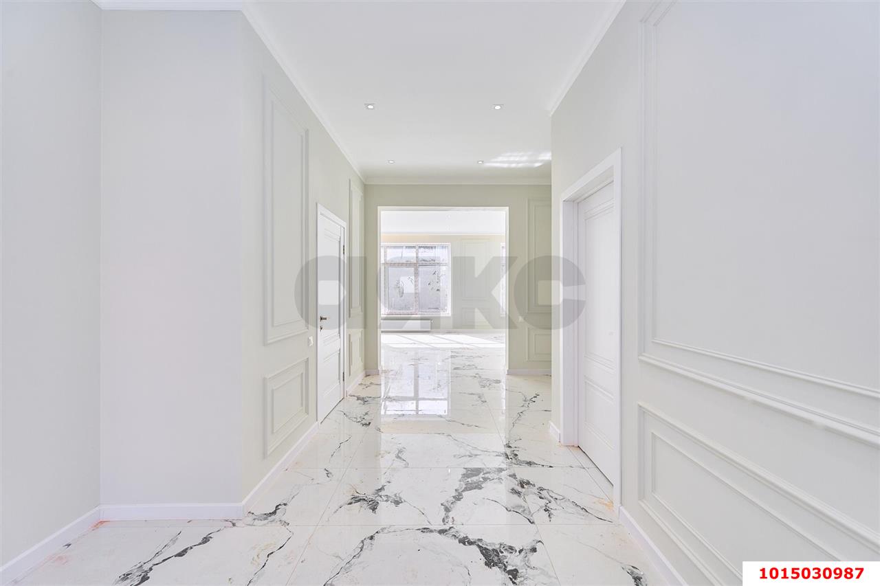 Фото №11: Дом 233 м² + 4.77 сот. - Краснодарский, Прикубанский внутригородской округ, мкр. КП Бавария, ул. Варениковская, 14