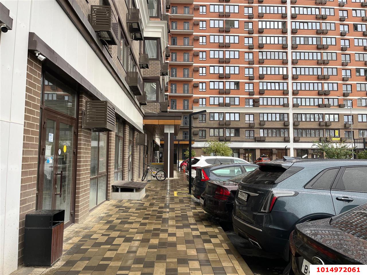 Фото №4: Торговое помещение 48 м² - Краснодар, жилой комплекс Самолёт-5, ул. Ивана Беличенко, 103