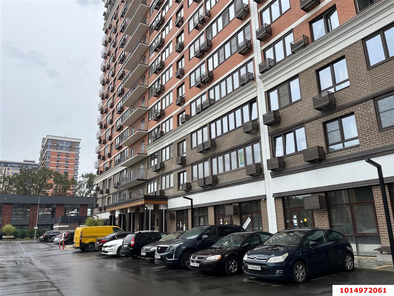 Фото №1: Торговое помещение 48 м² - Краснодар, жилой комплекс Самолёт-5, ул. Ивана Беличенко, 103