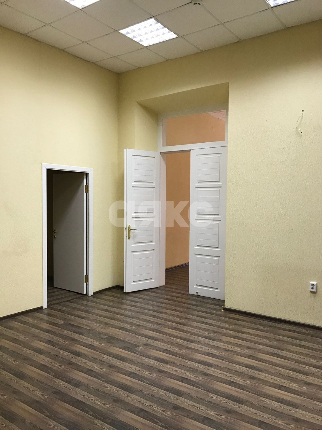 Фото №9: Коммерция 180 м² - Ростов-на-Дону, Ленинский, ул. Большая Садовая, 58