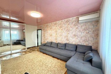 Фото №1: 1-комнатная квартира 38 м² - Нижнекамск, мкр. 27-й, пр-кт Мира, 30