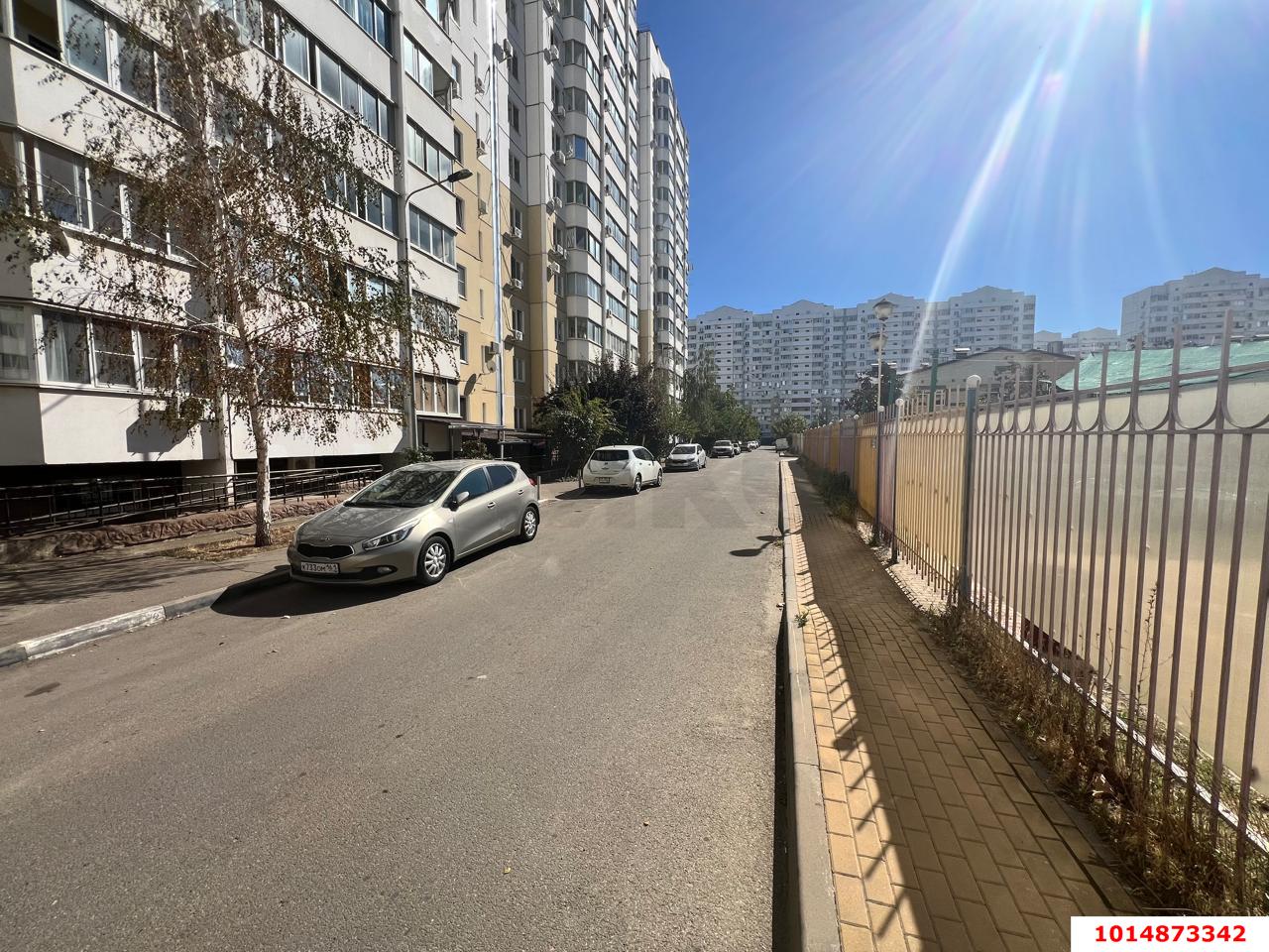 Фото №7: Торговое помещение <span class="whitespace-nowrap">64 м²</span>, <span class="whitespace-nowrap">14 эт.</span> - Краснодар, Прикубанский внутригородской округ, мкр. Московский, ул. им. Артюшкова В.Д., 15