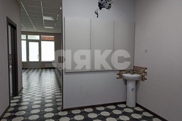 Фото №4: Коммерция 77 м² - Горячий Ключ, мкр. Дубрава, ул. Михаила Корницкого, 2