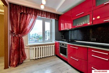 Фото №1: 3-комнатная квартира 70 м² - Краснодар, мкр. Западный внутригородской округ, ул. Морская, 11