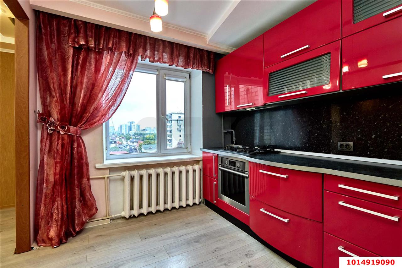 Фото №1: 3-комнатная квартира 70 м² - Краснодар, Западный внутригородской округ, ул. Морская, 11