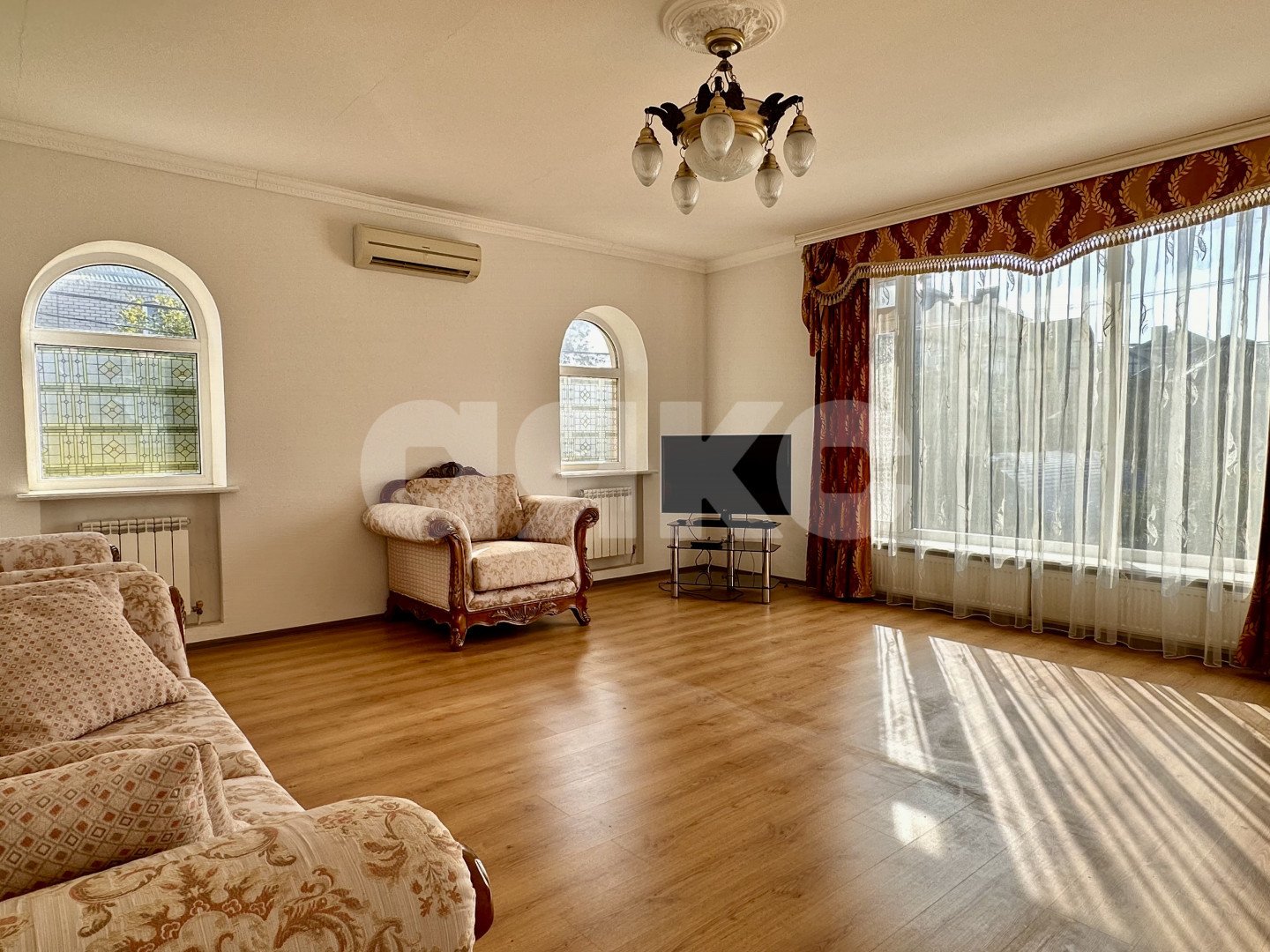 Фото №23: Дом 371 м² + 9 сот. - Супсех, ул. Цветочная, 1