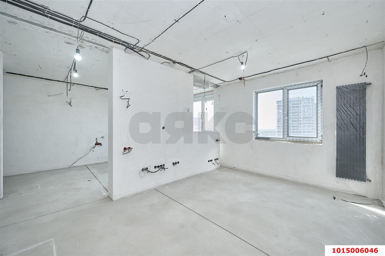 Фото №1: 1-комнатная квартира 52 м² - Краснодар, Прикубанский внутригородской округ, Отделение № 1 совхоза Солнечный, мкр. Фестивальный, ул. Новицкого, 2/5