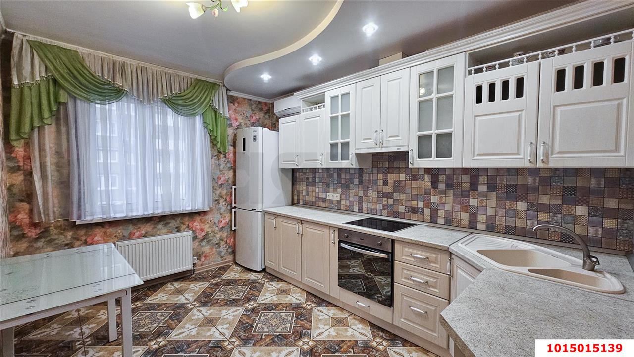 Фото №1: 1-комнатная квартира 43 м² - Краснодар, Прикубанский внутригородской округ, имени Петра Метальникова, мкр. ЖК Атмосфера, ул. Московская, 125к2